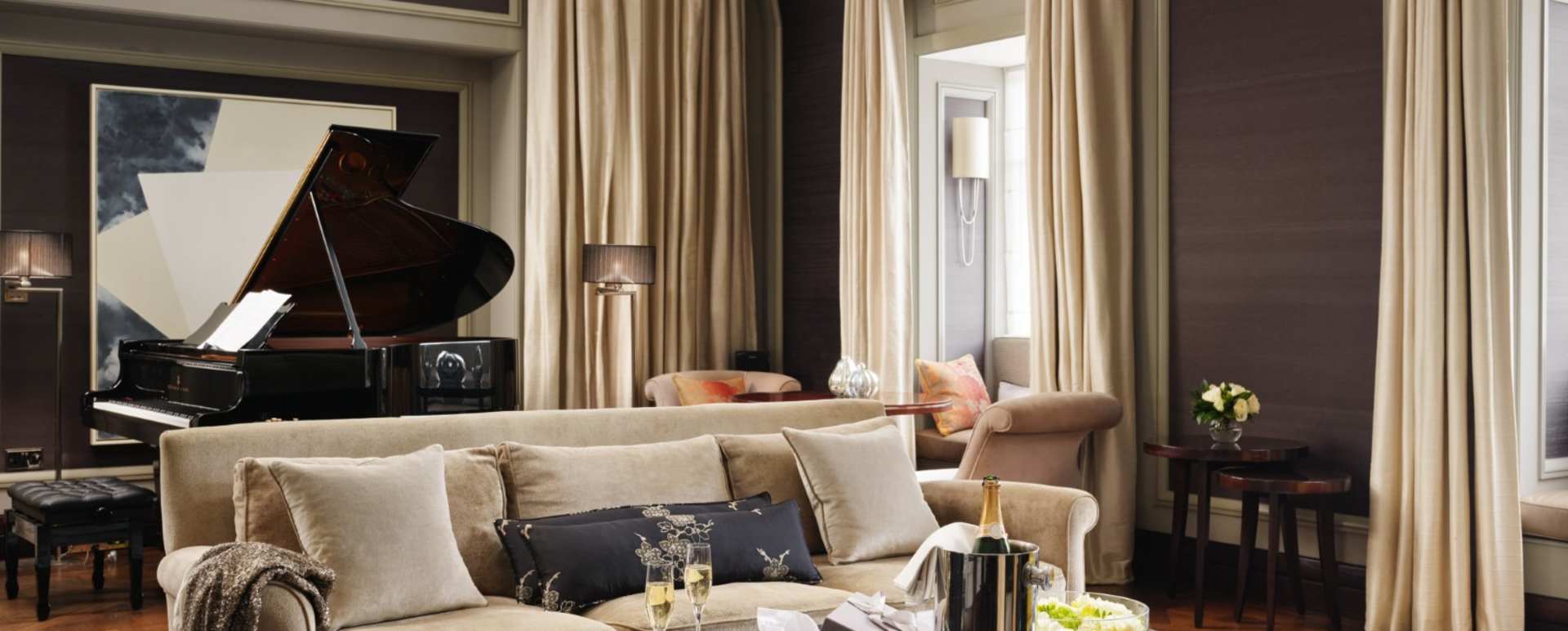 Corinthia - Musician Penthouse Living room 