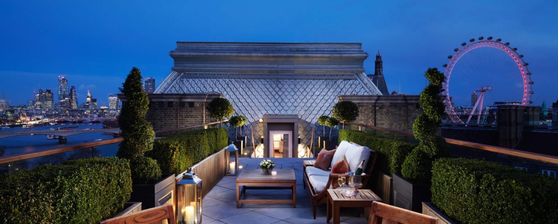 Corinthia - Musicians Penthouse Terrace by night 