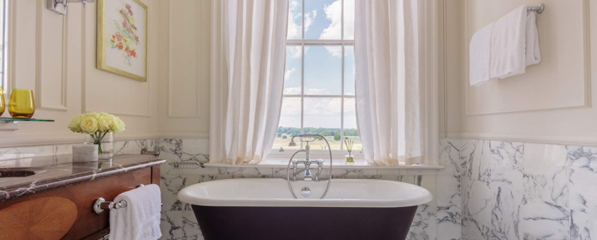 Suite 2 Bathroom 