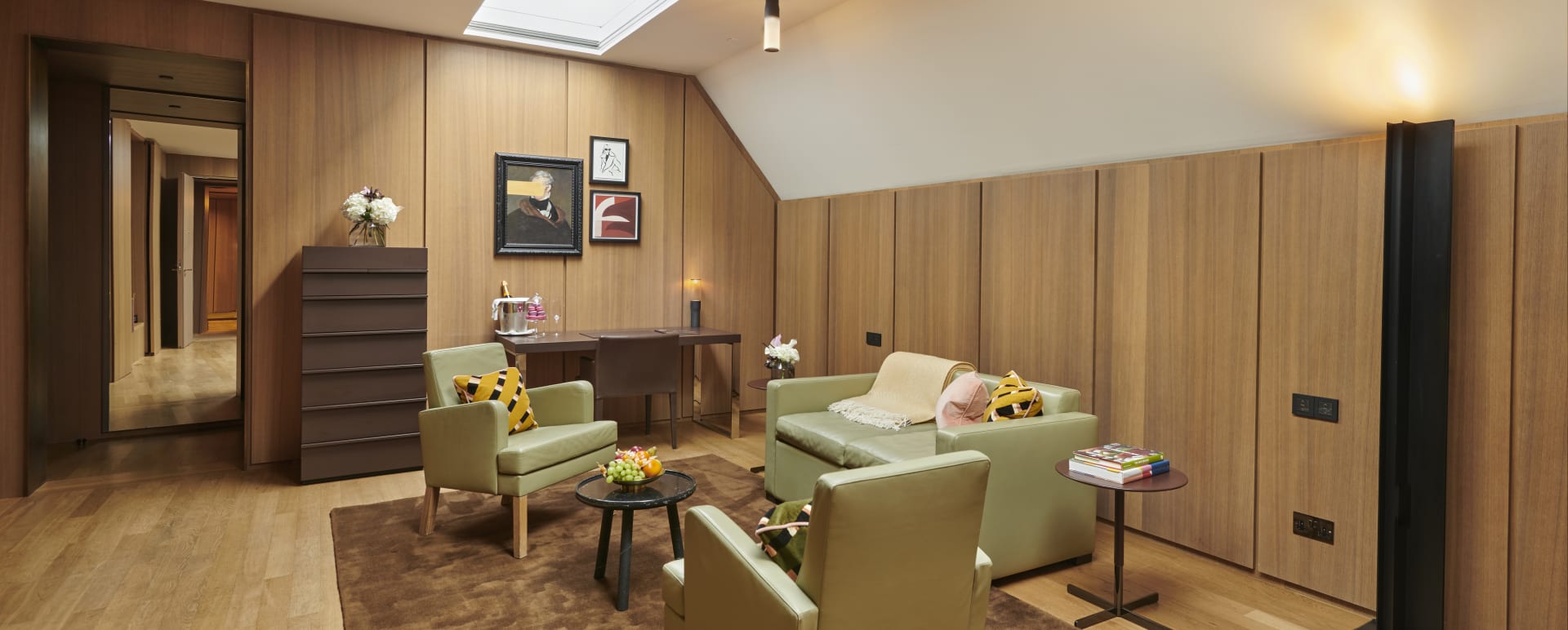 Loft suite 