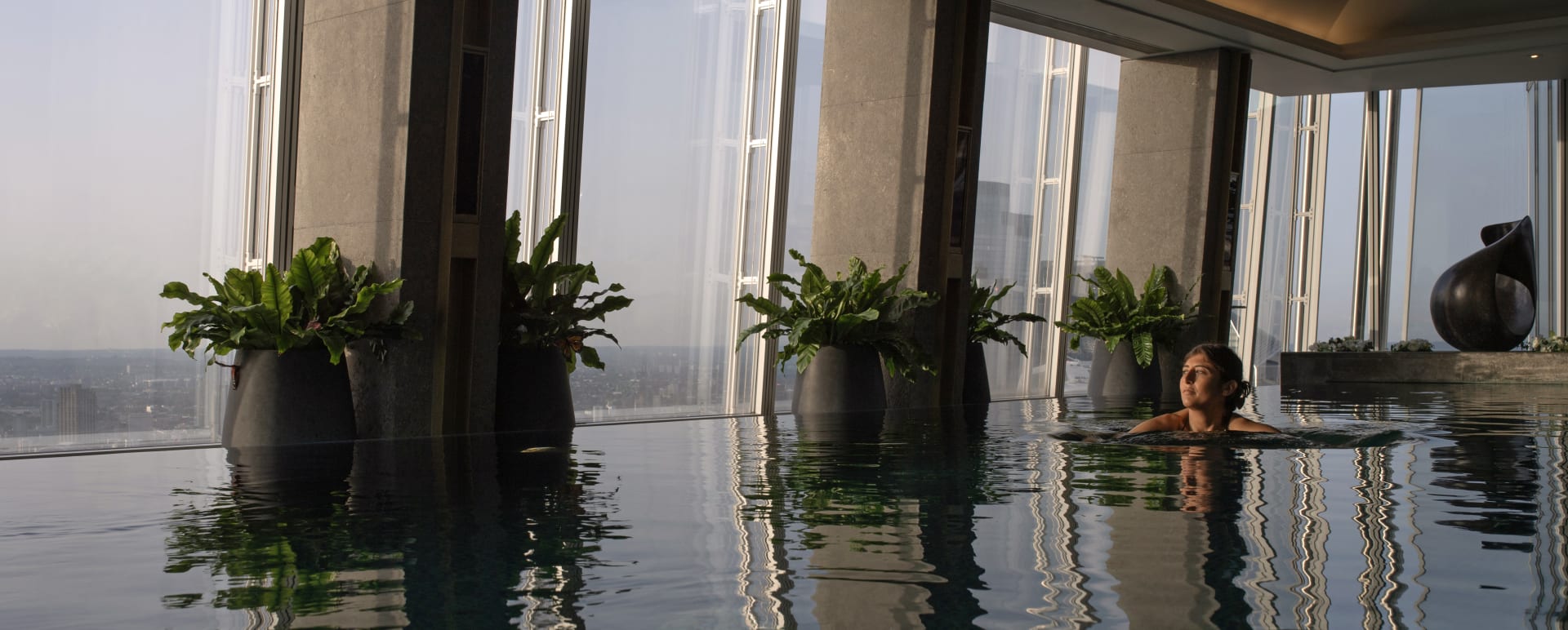 pool area  