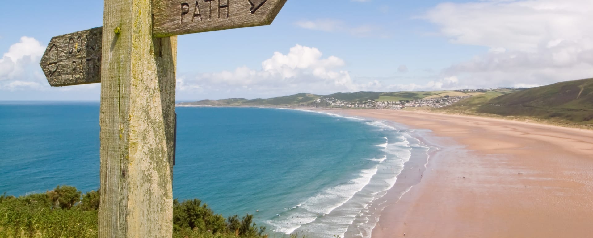 The Heart of Britain A Journey of Tradition History and Beauty