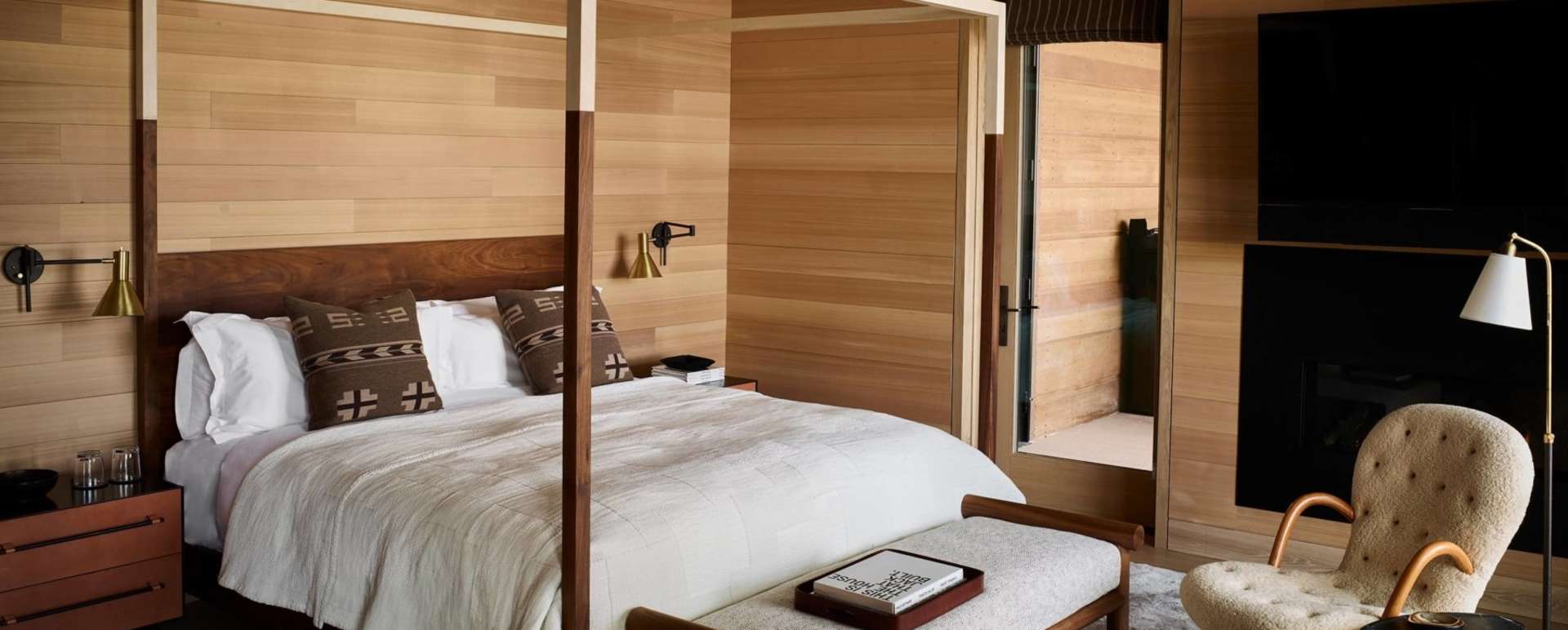 Suite Bedroom 
