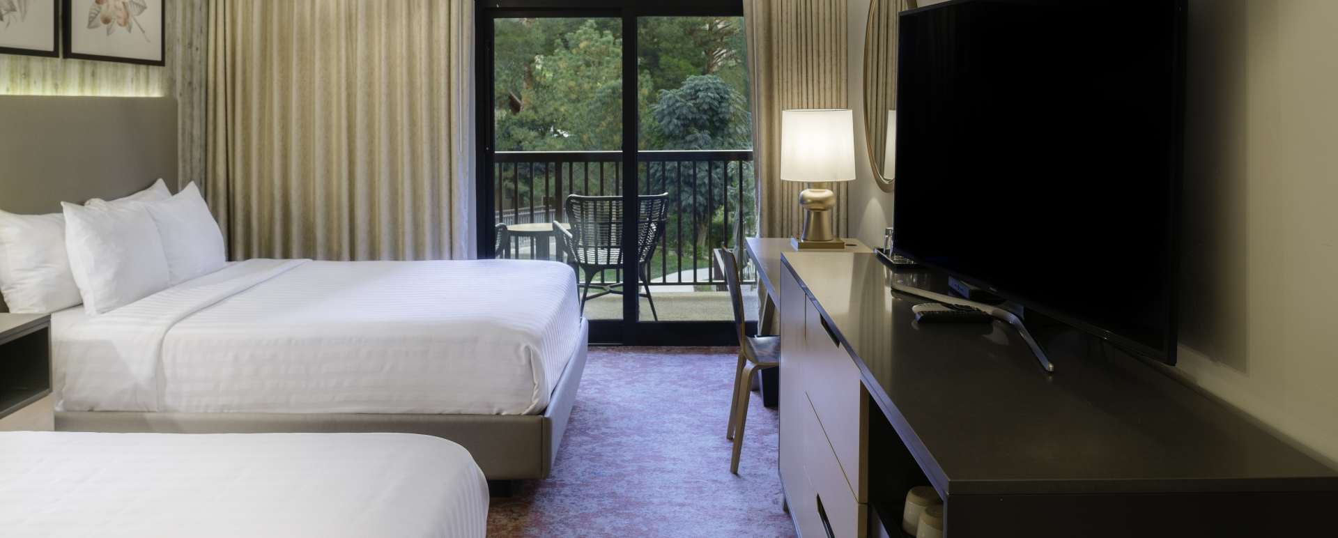 Double Bedroom - Cliffrose Lodge 