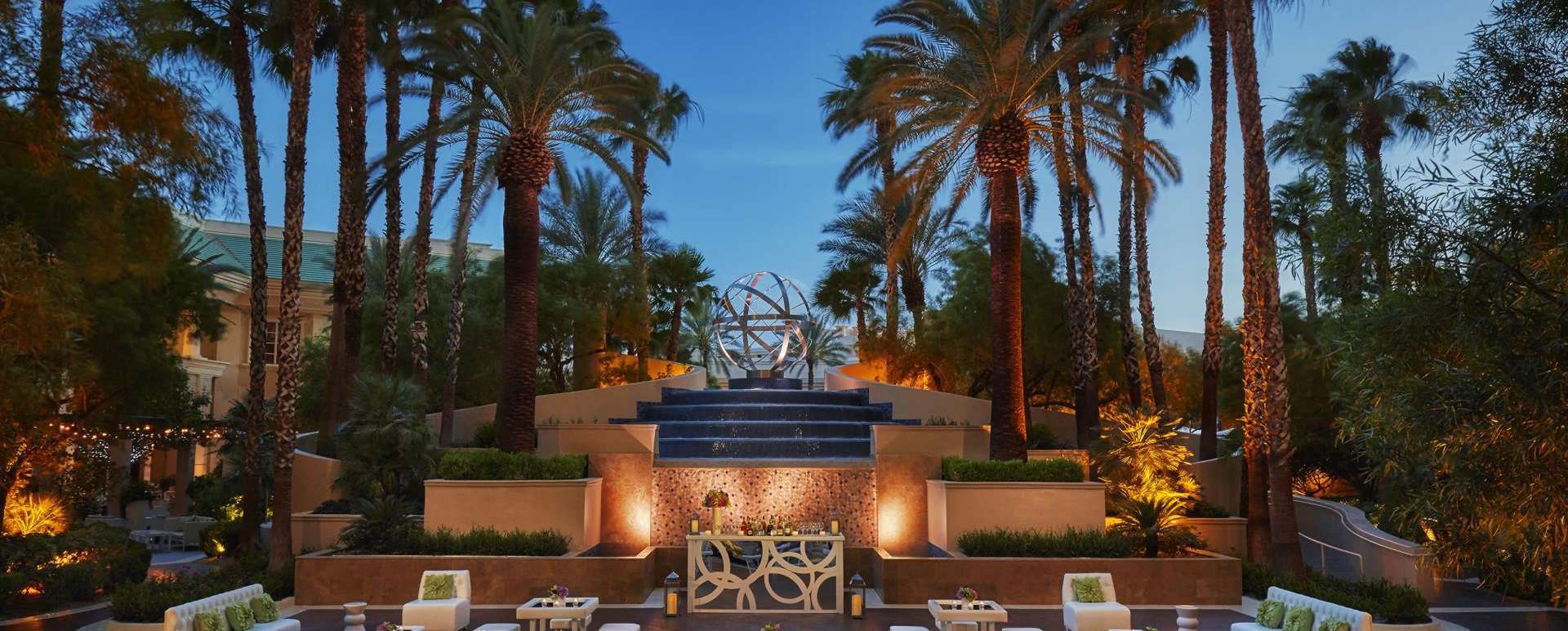 Al Fresco Lounge  - Four Seasons Las Vegas