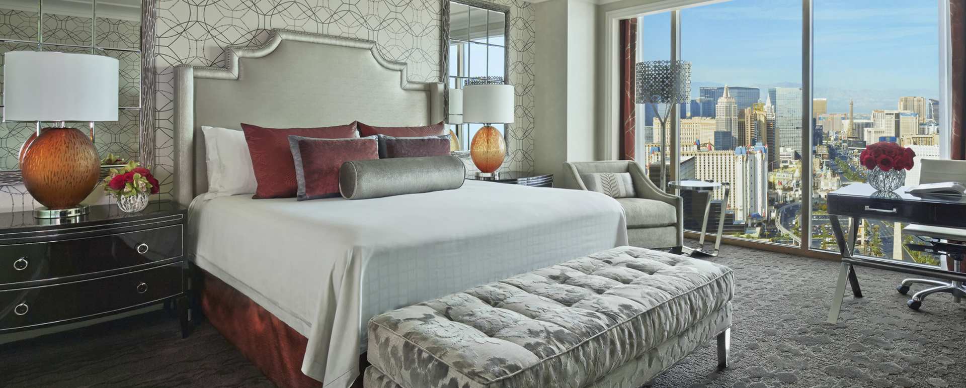 Strip View Room - Four Seasons Hotel Las Vegas