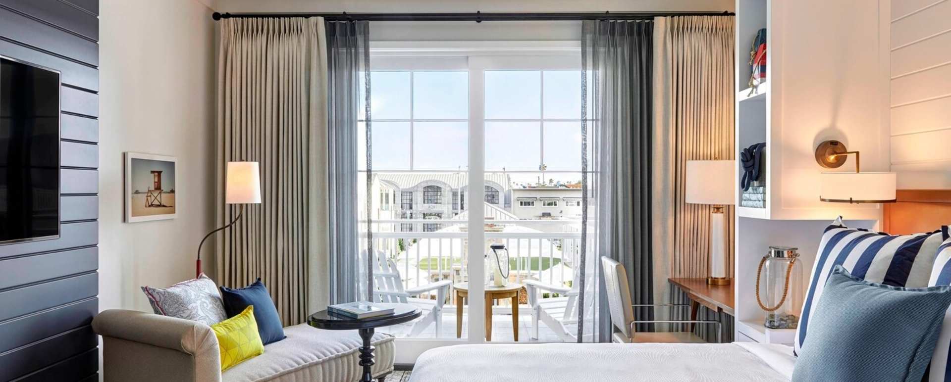 King Guest Room - Balcony 
