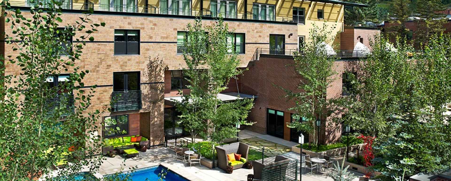 Swimming Pool - Limelight Aspen