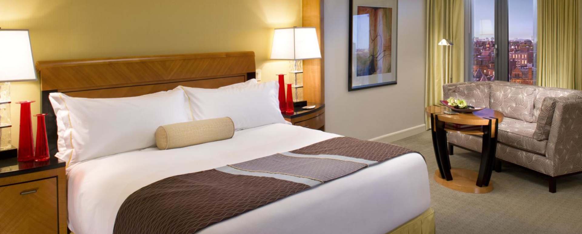 Guest Room - Mandarin Oriental Boston