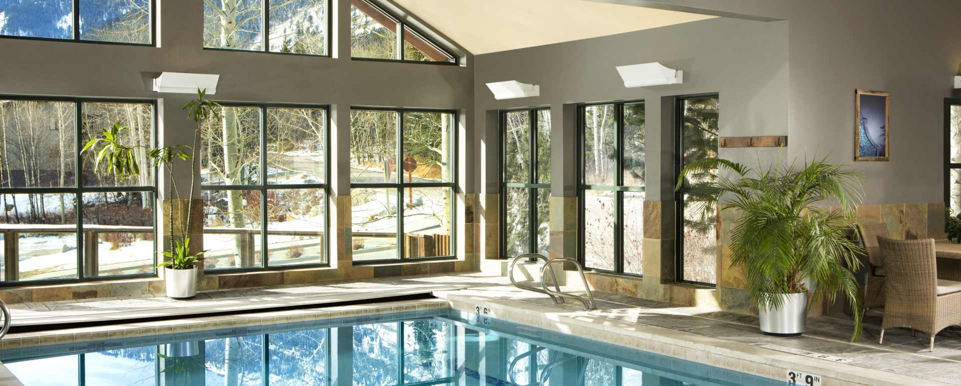 Indoor Pool SpaTerre 