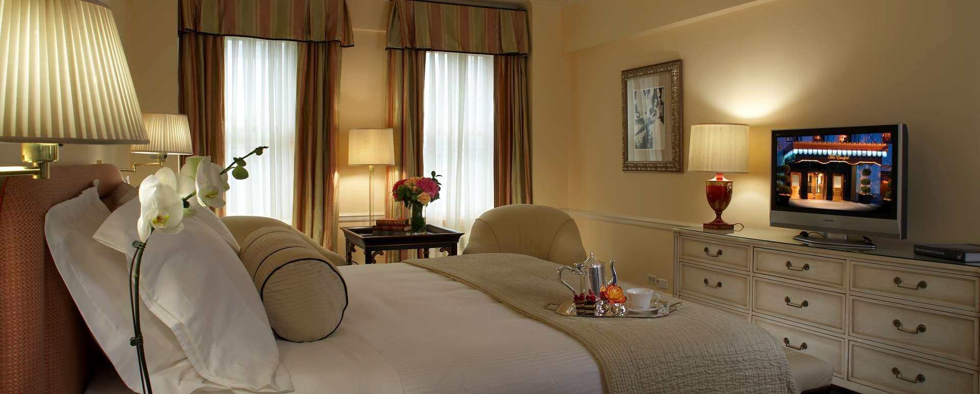 Premier Room - The Carlyle, A Rosewood Hotel