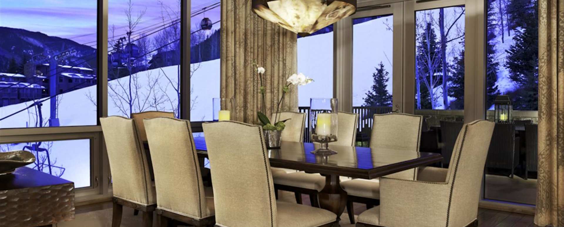 Residence dining room - The Little Nell