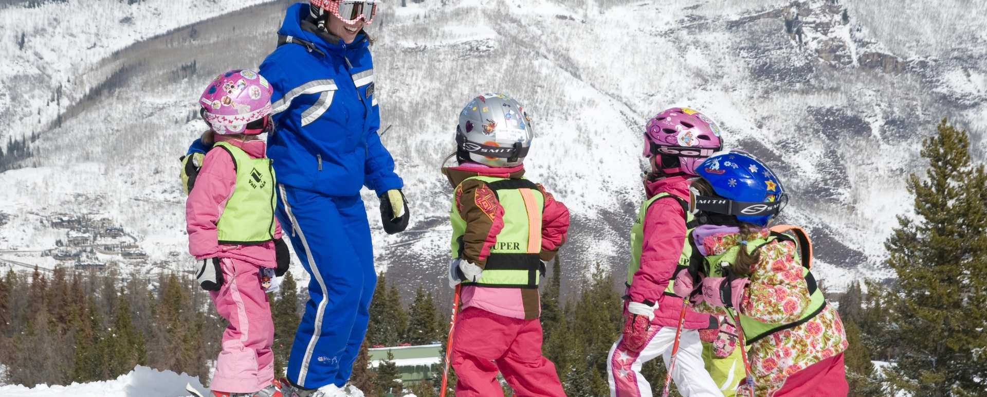 Kids ski school 