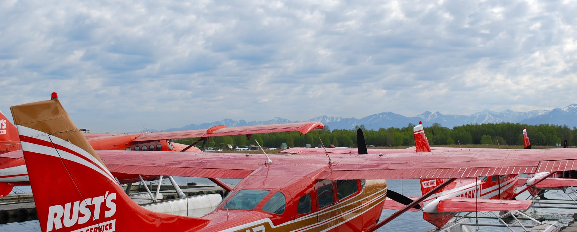 Floatplane Excursions at Redoubt Bay Lodge