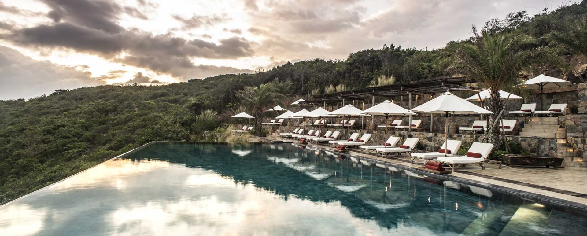 Bai San Ho - Swimming Pool 