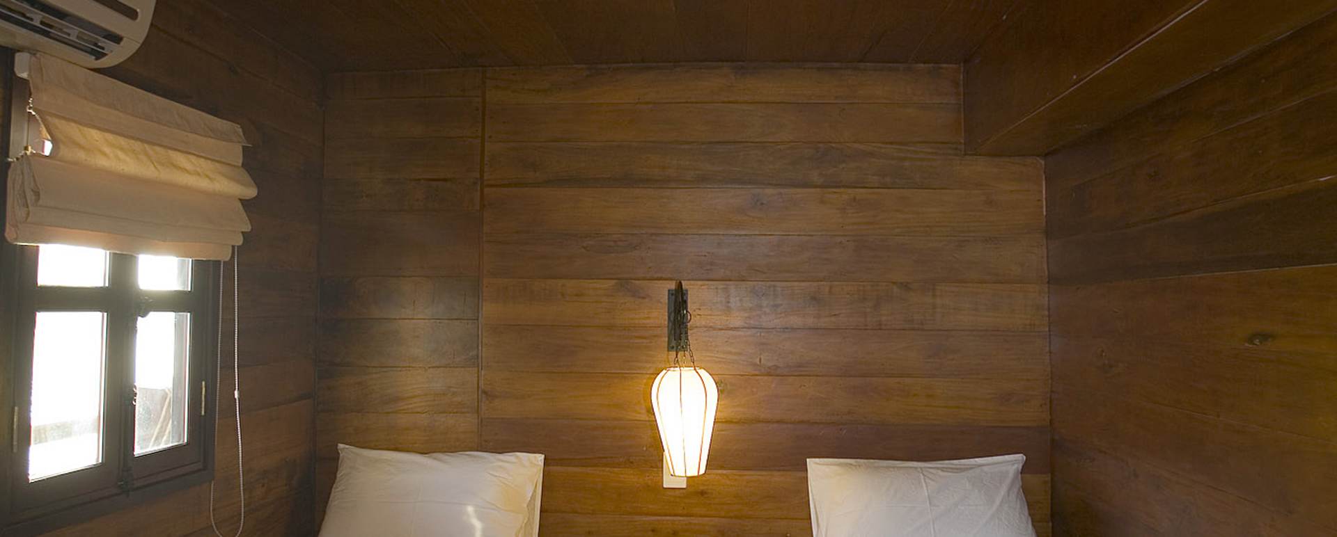 Cabin on board - Bassac Boat 