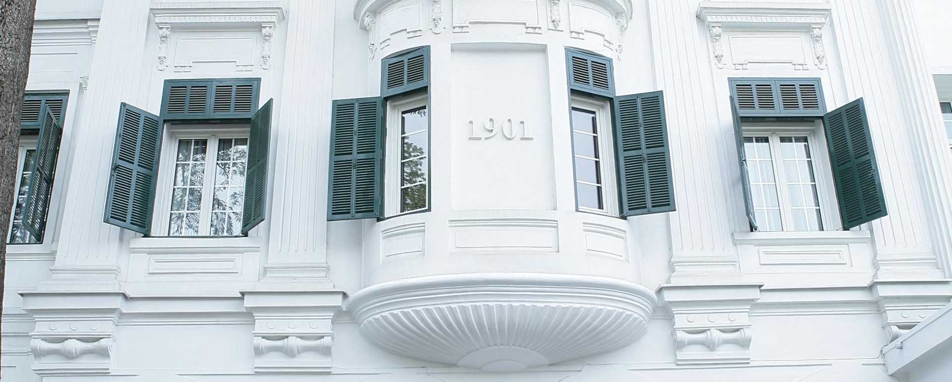 Hotel façade - Sofitel Metropole