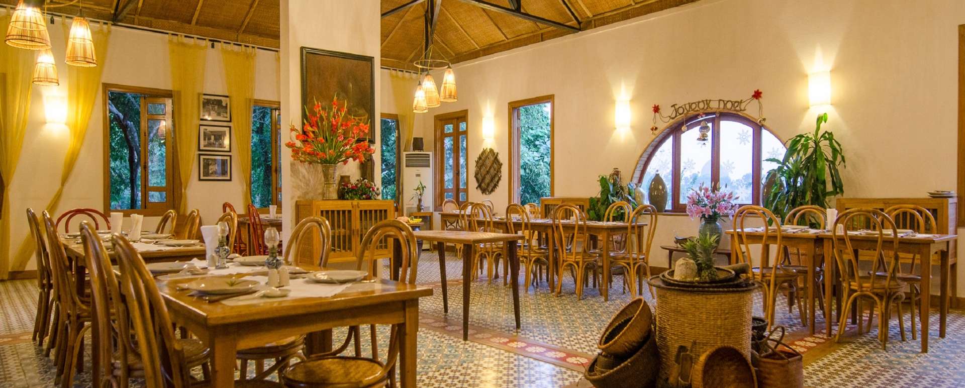 Dining - Tam Coc Gardens
