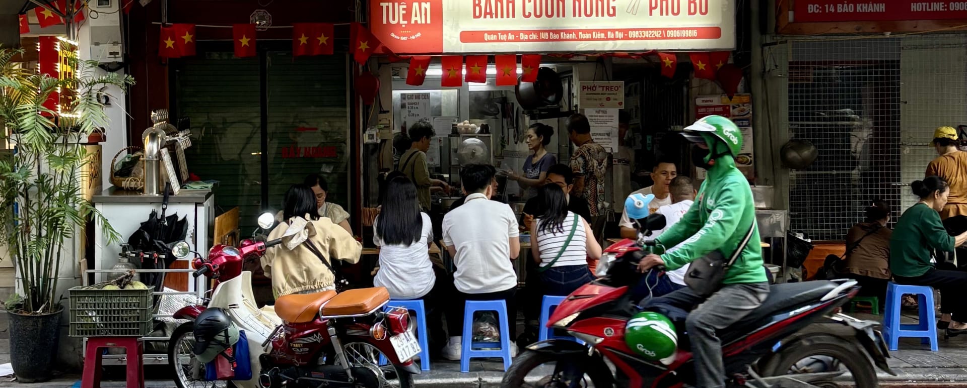 Hanoi Street Eats After Dark