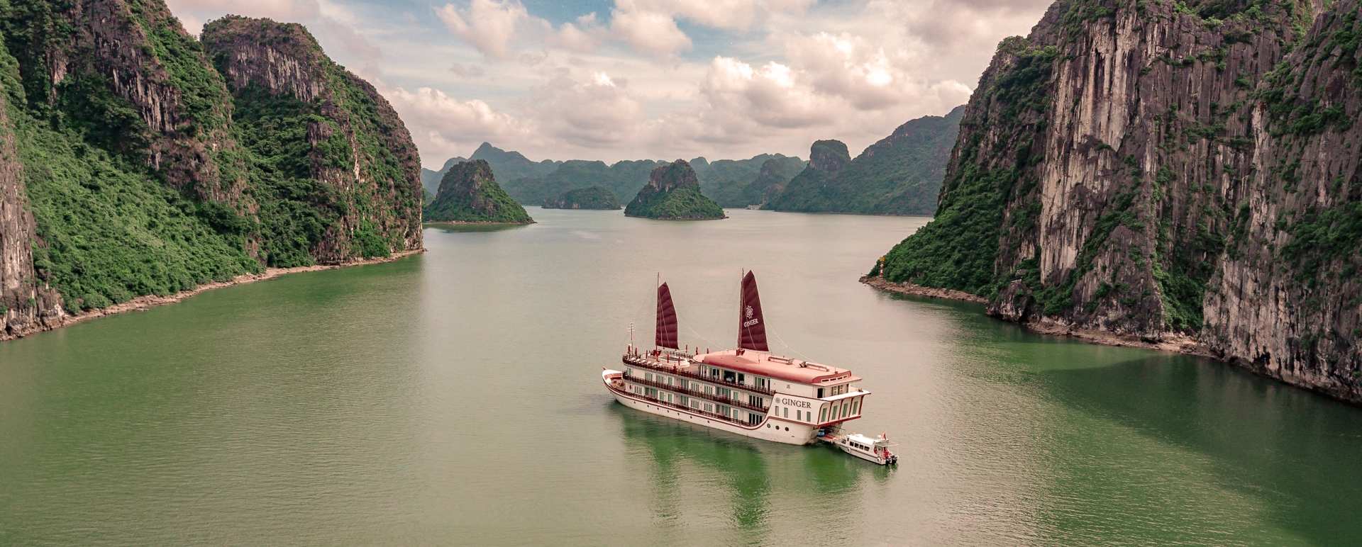 Lan Ha Bay Ginger Ship  
