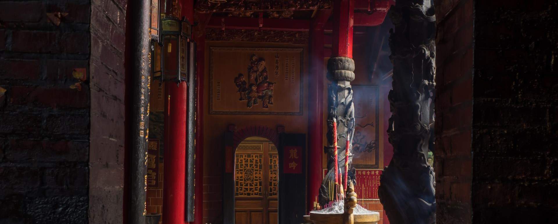 Saigon Temple - Treasures of Indochina
