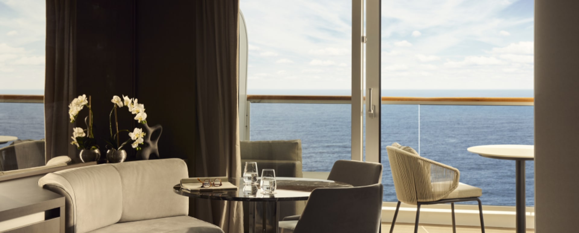 Penthouse Dining Room 