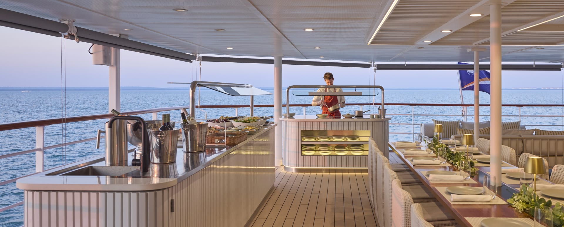 Bar Deck 