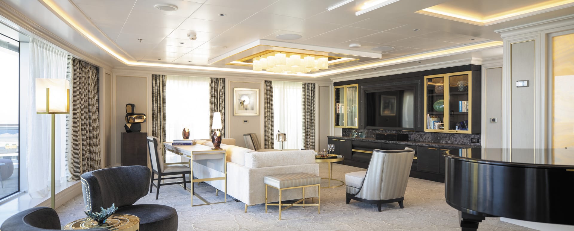 Regent Suite Living Room 