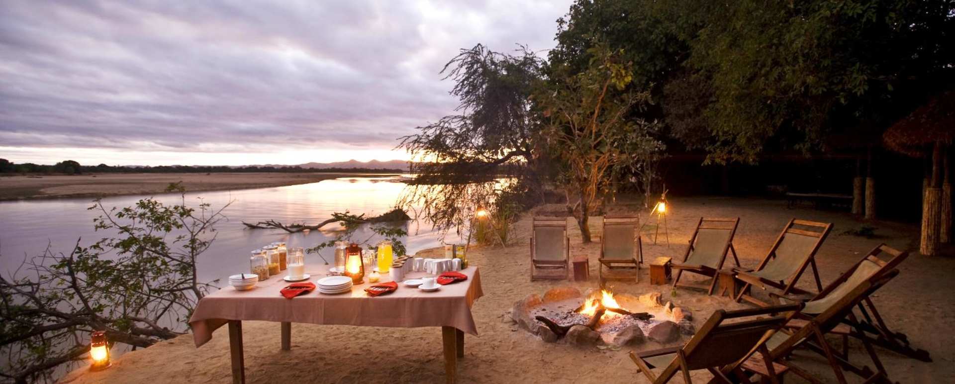 River Dining - Island Bush Camp