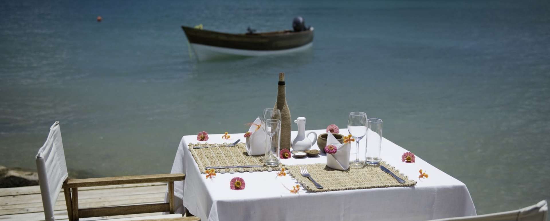 Lunch at Kaya Mawa - Ultimate Zambia and Malawi