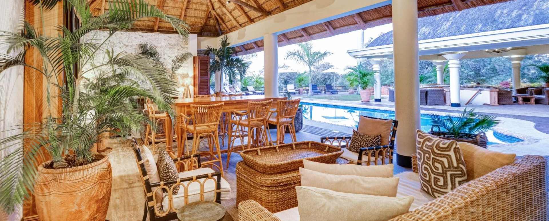 Pool lounge 