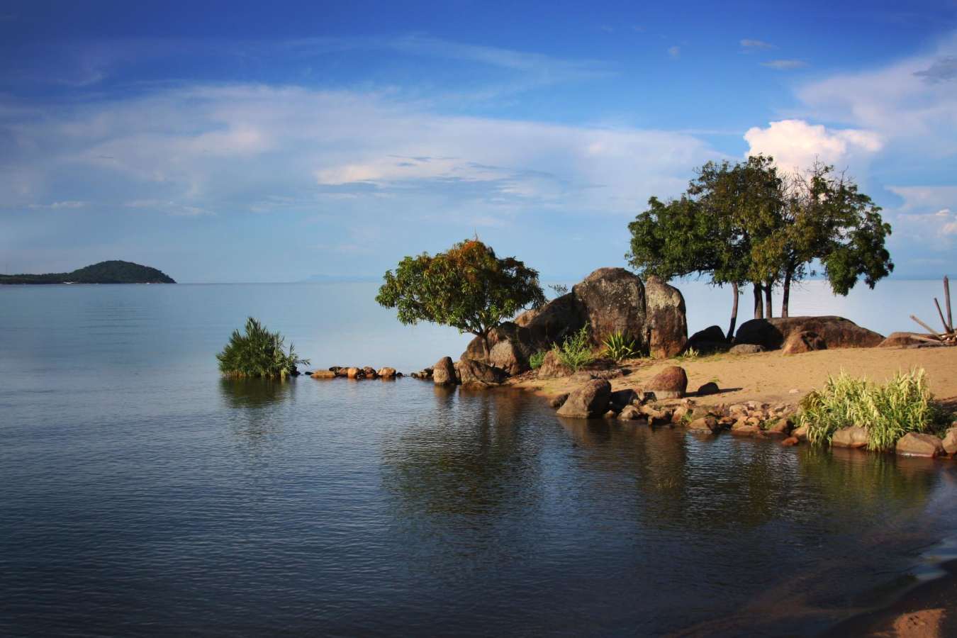 Lake Malawi - Lake Malawi 