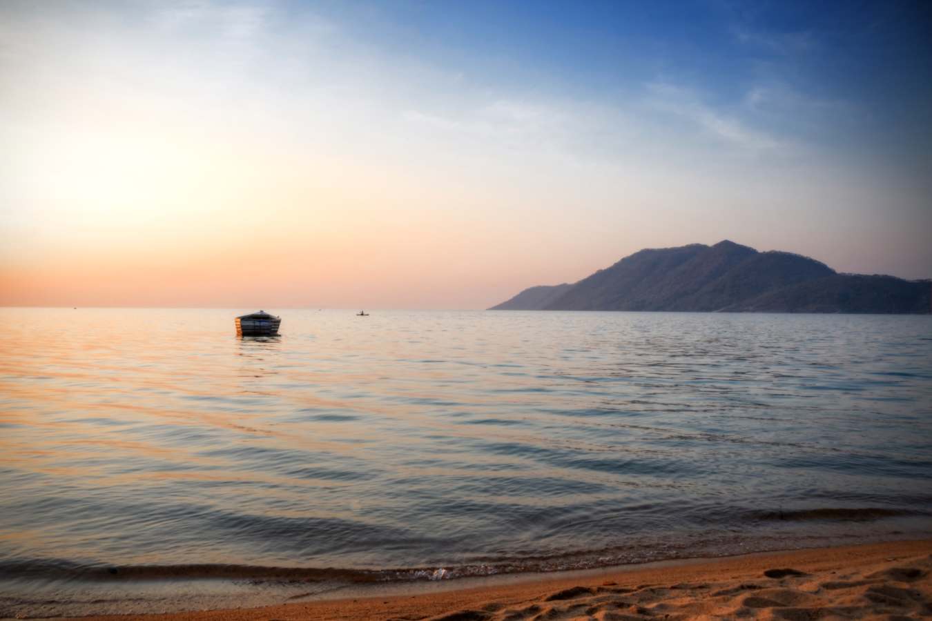 Lake and boat - Lake Malawi