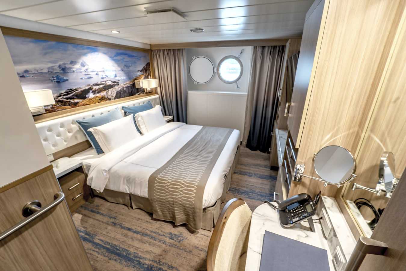Aurora Stateroom