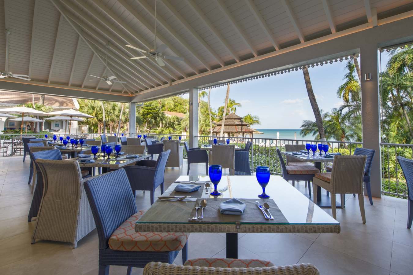 Palm Restaurant - Blue Waters 