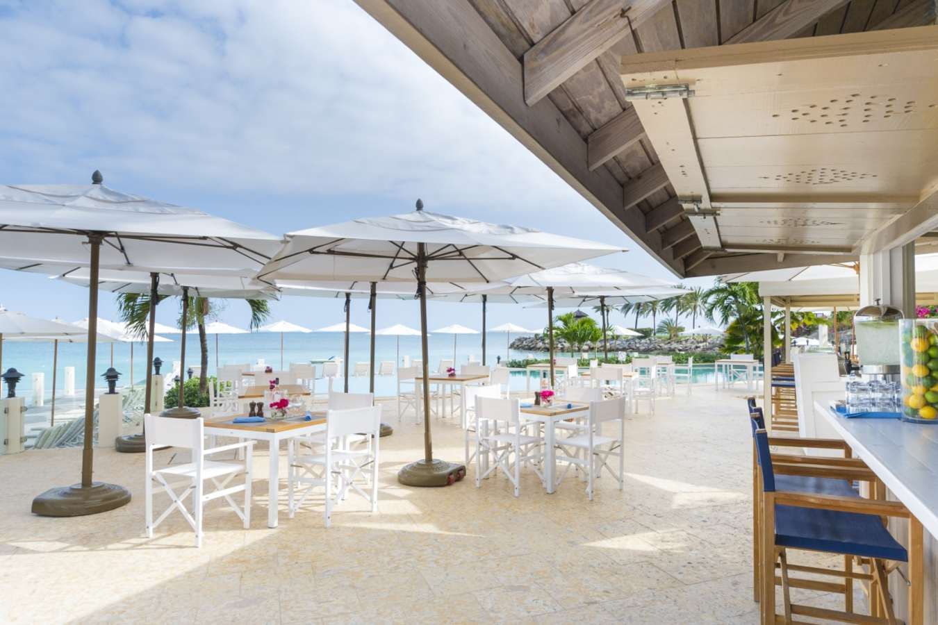 Carolyns Restaurant - Blue Waters 