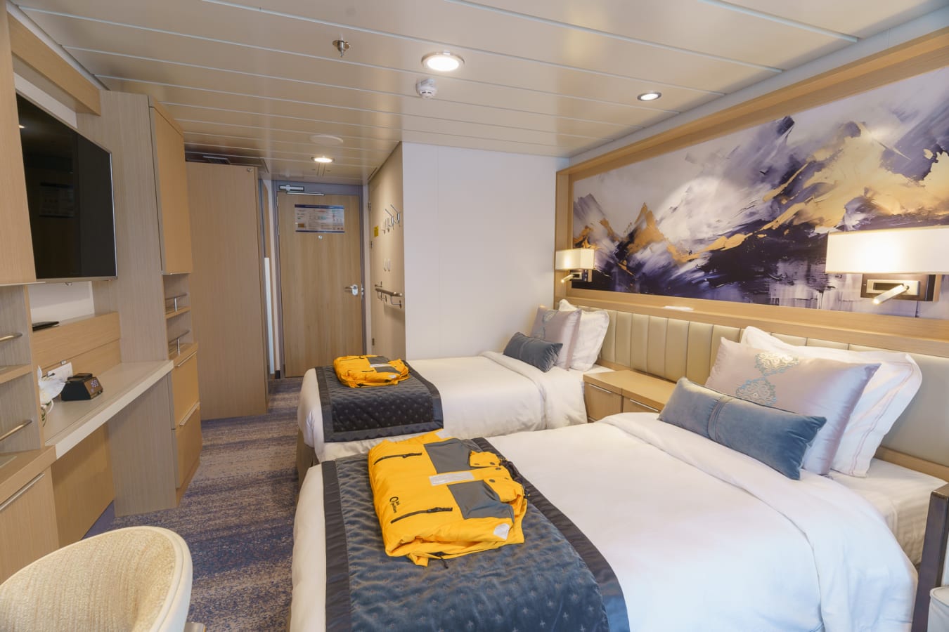 Veranda stateroom twin