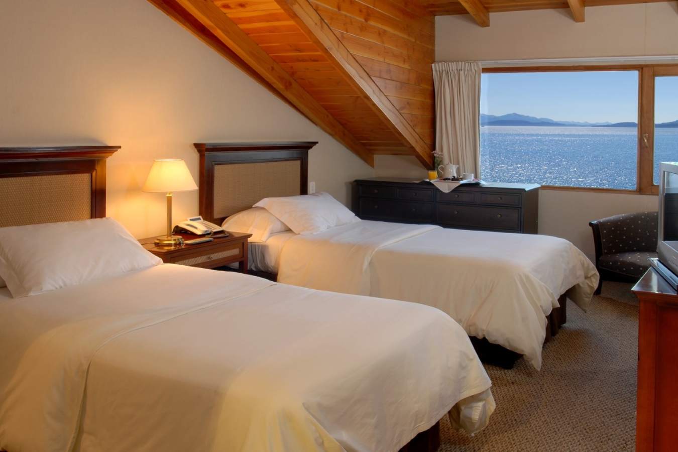 Guest room - Cacique Inacayal 