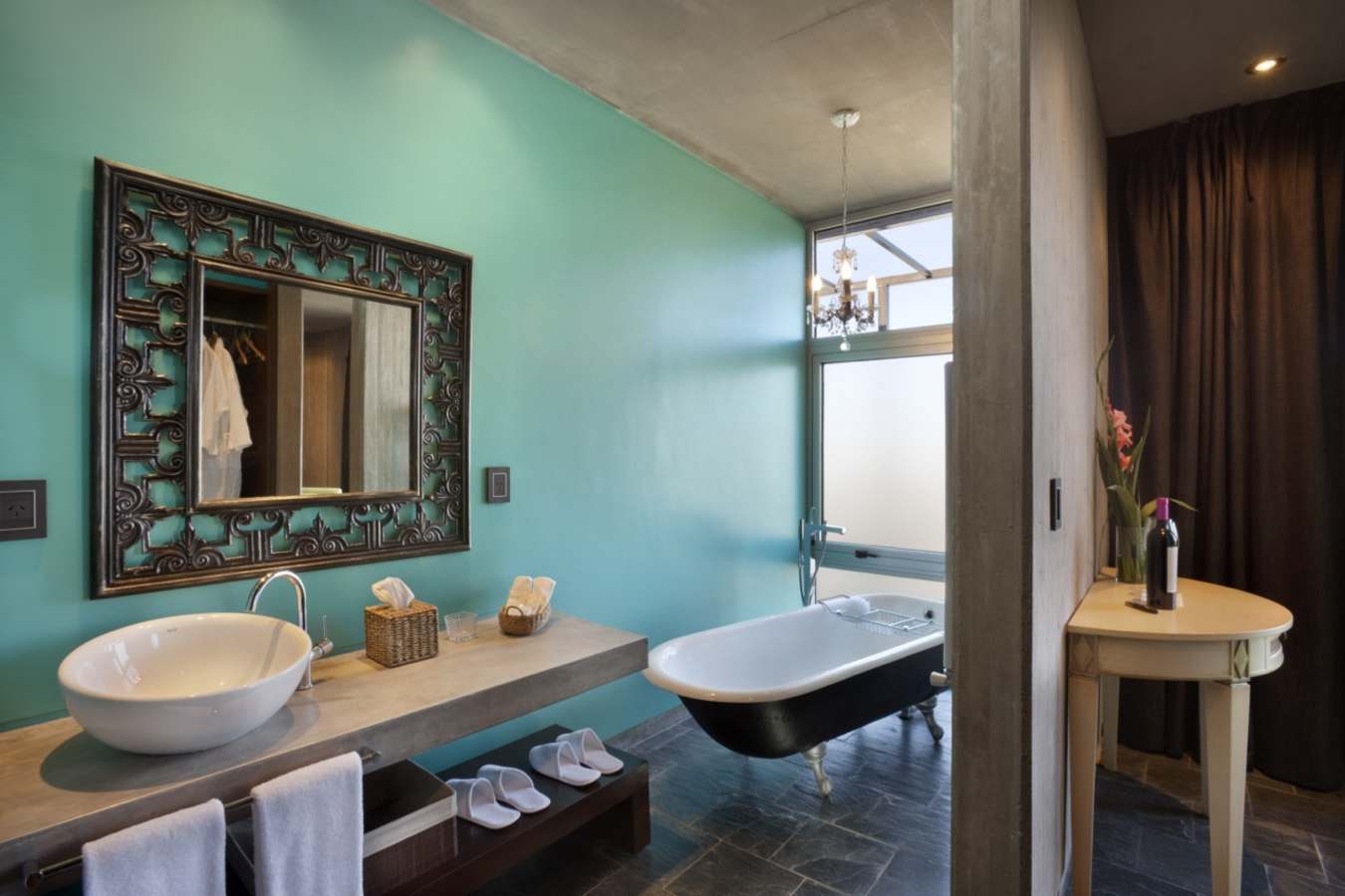 Superior Deluxe Bathroom - Entre Cielos