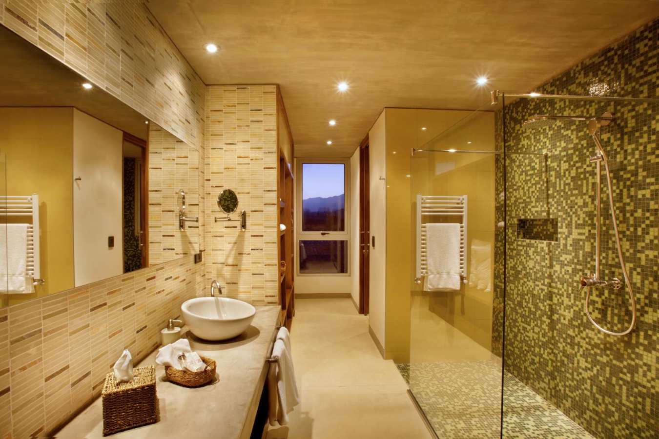 Gran Reserva Duplex Suite Bathroom - Entre Cielos