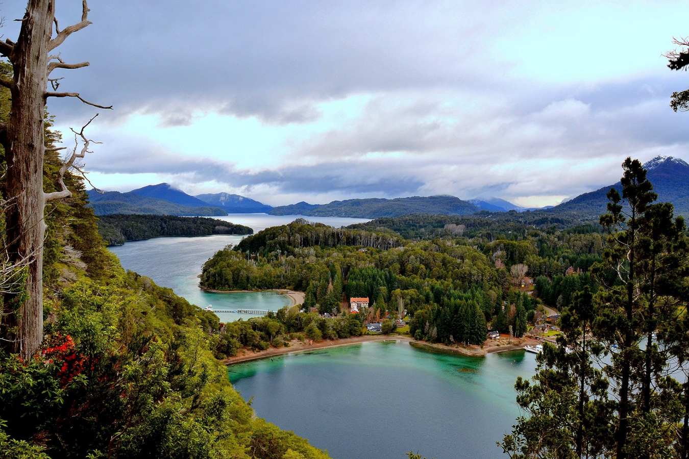 Lake District setting - Hosteria Las Balsas