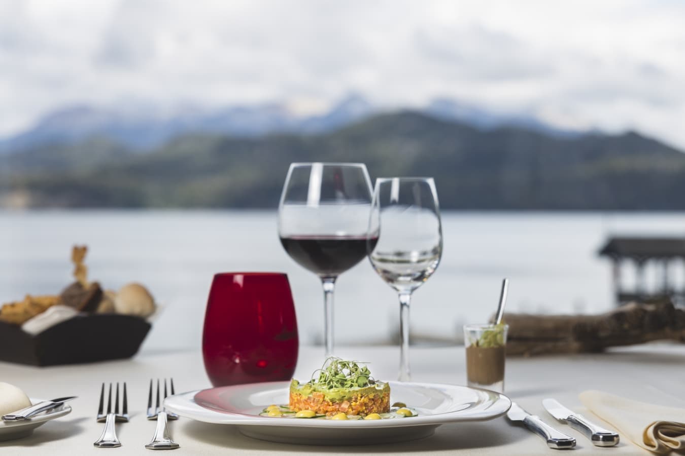 Dinner with a view - Hosteria Las Balsas