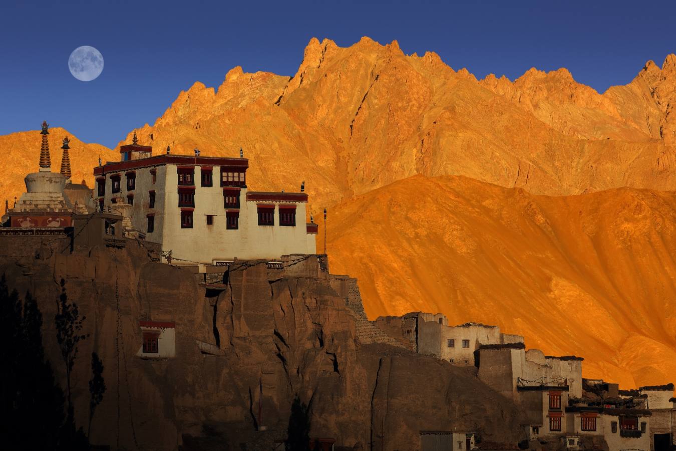 Lamayuru Buddhist Monastery - Ladakh