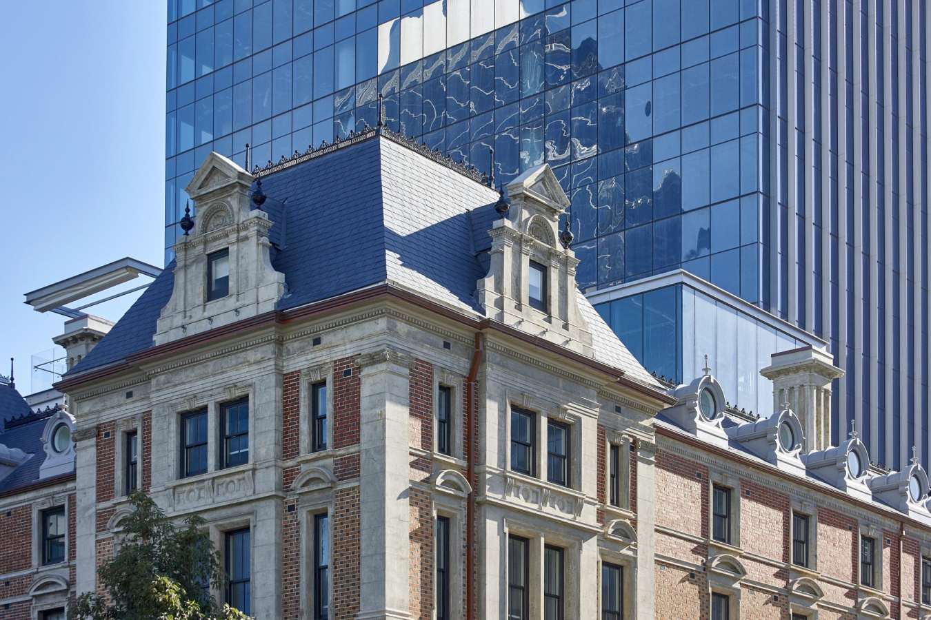 Exterior - COMO The Treasury