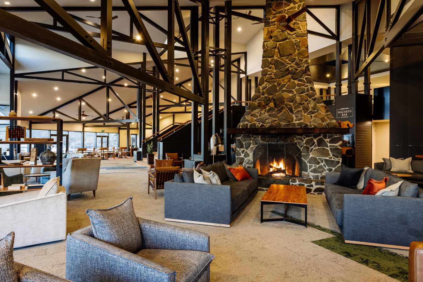 Hazards Bar Lounge - Freycinet Lodge