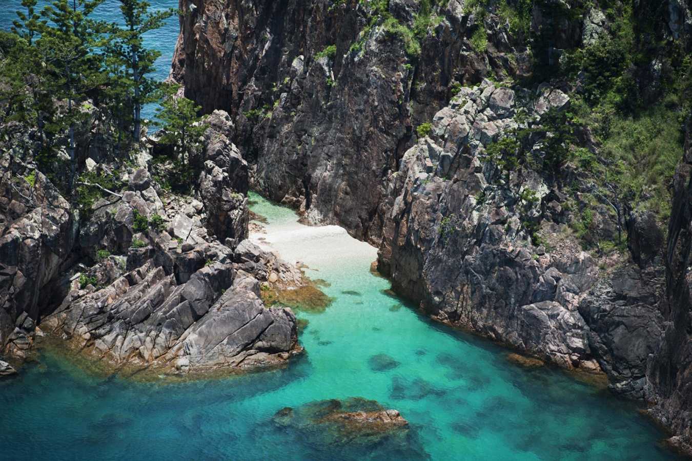 Blue Pearl Bay -  Hayman Island