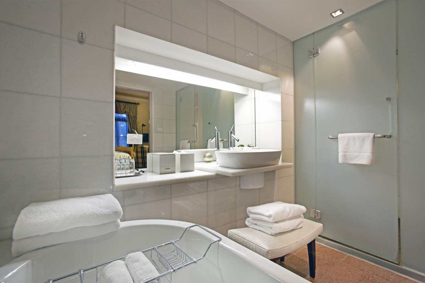 Bathroom - Islington Hotel 