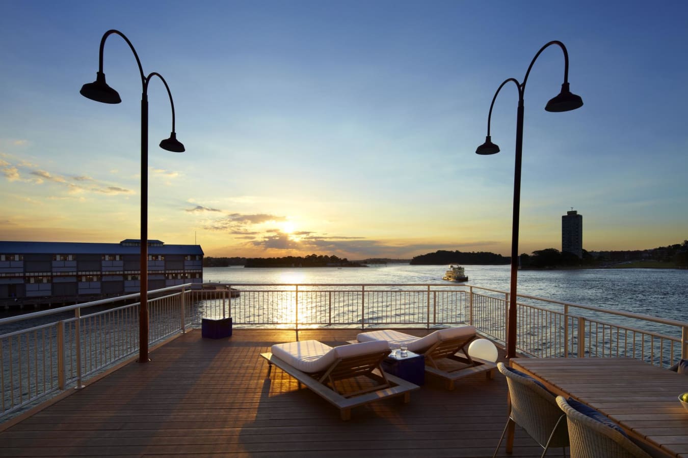 Sunset Views - Pier One Sydney Harbour