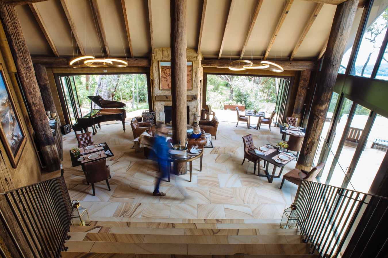 Main dining room - Pretty Beach House