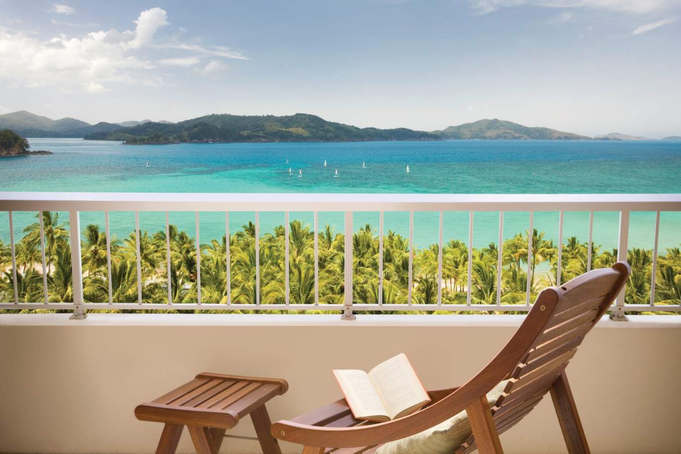 Coral Sea View Balcony - Reef View Hotel